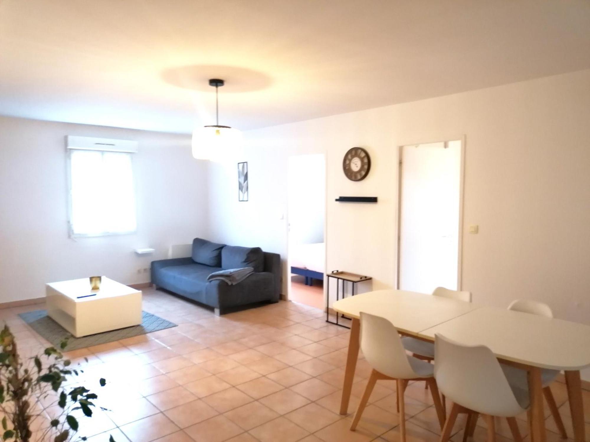 Hotel Platanes - Kb Hotel Group Etauliers Экстерьер фото